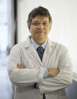 Doctor rheumatologist Rudi Rubio